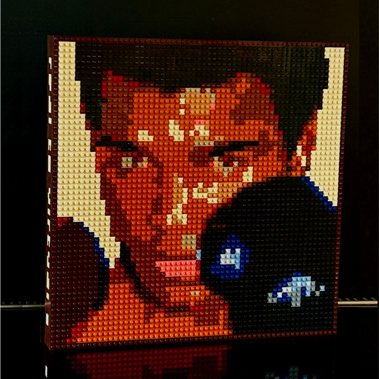 œuvre d’art, pop-art, lego, qr code, Art Lego : Portrait Inédit de Mohamed Ali, Fond Noir, Socle Miroir