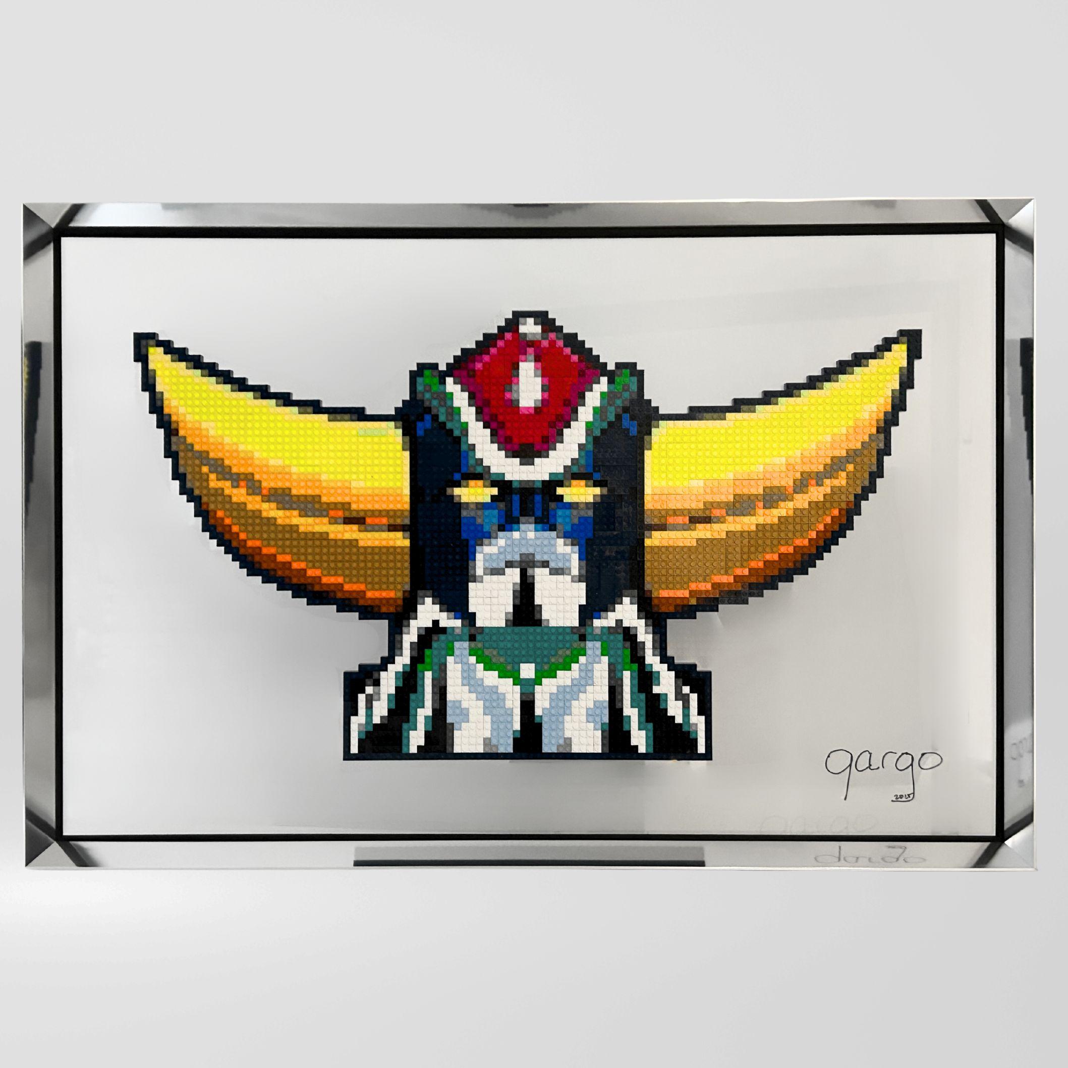 qargo-goldorak-inox Sculpture LEGO de Goldorak réalisée par l’artiste qargo, montée sur plexiglas et encadrée dans un cadre mural en aluminium inox à réhausse noire.